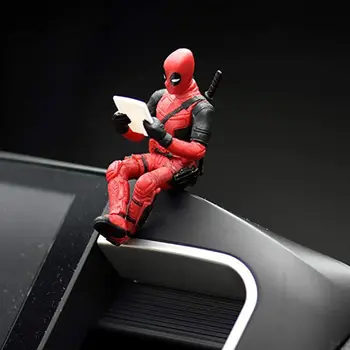 Auto Rotājumi Deadpool Personības Auto Rotājumu Rīcības Attēls Sēž Modeļa Guļ Modelis Anime Mini Lelle Auto Dekorēšana
