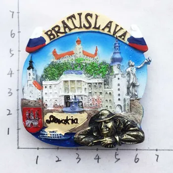 Slovākijas galvaspilsēta Bratislava orientieris tūrisma suvenīru magnētiskās uzlīmes ledusskapis